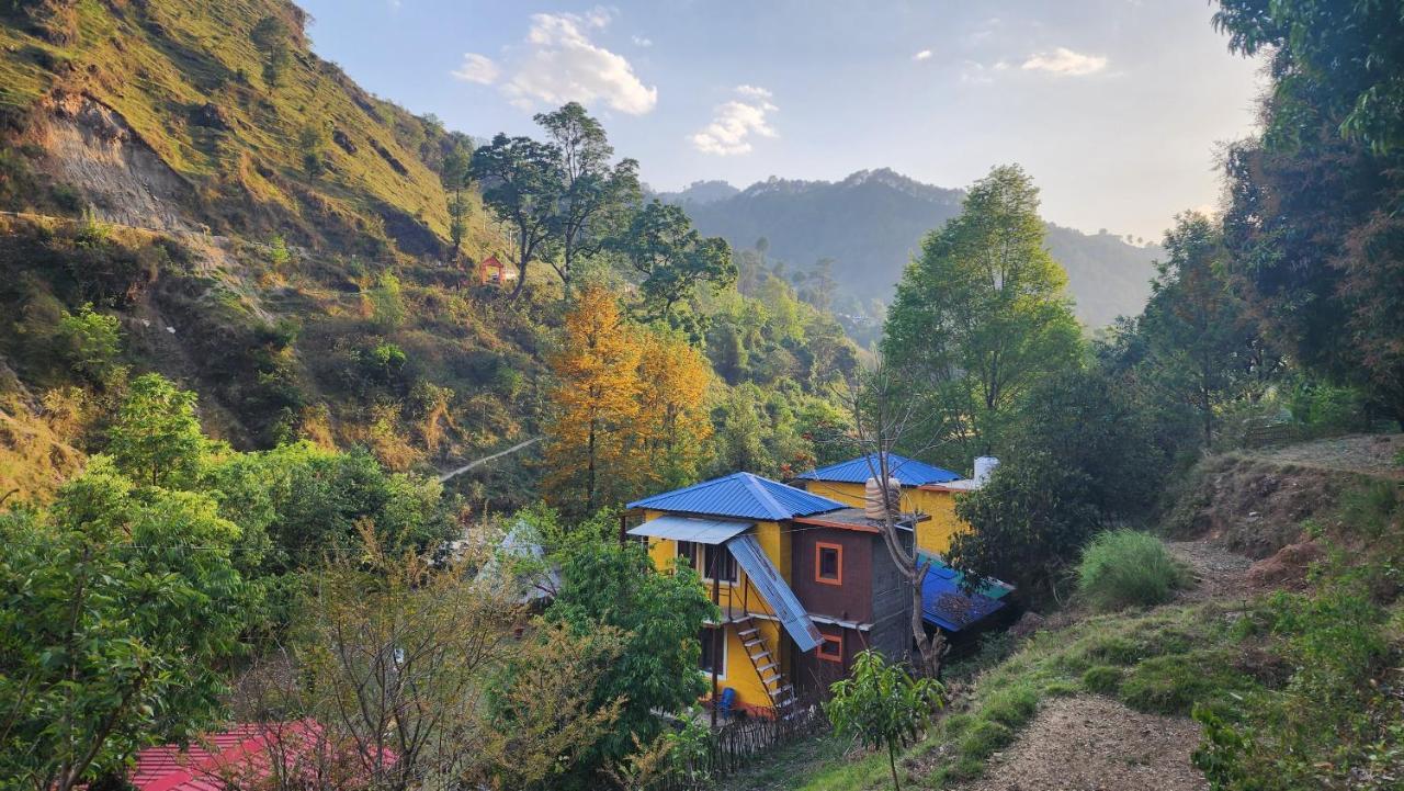Hobo Huts By The Riverside Panuanaula Bagian luar foto