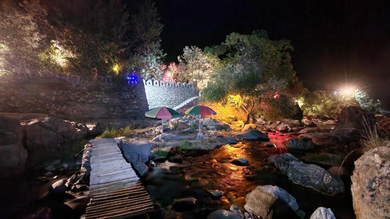 Hobo Huts By The Riverside Panuanaula Bagian luar foto